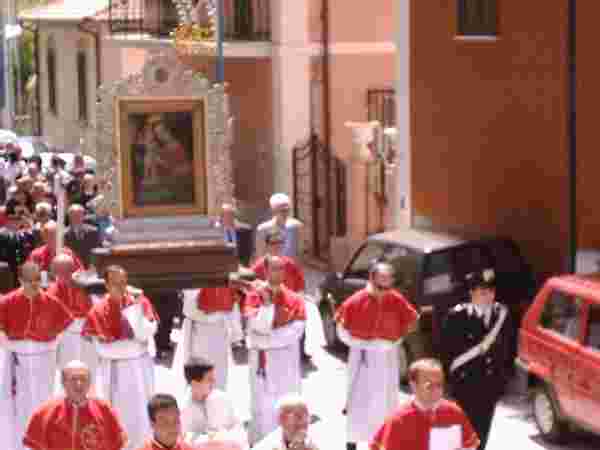 Madonna SS dellaMisericordia in processione