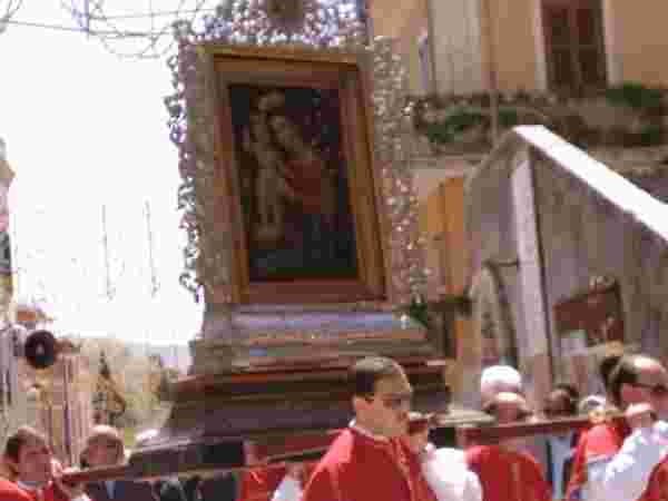 Madonna SS dellaMisericordia in processione